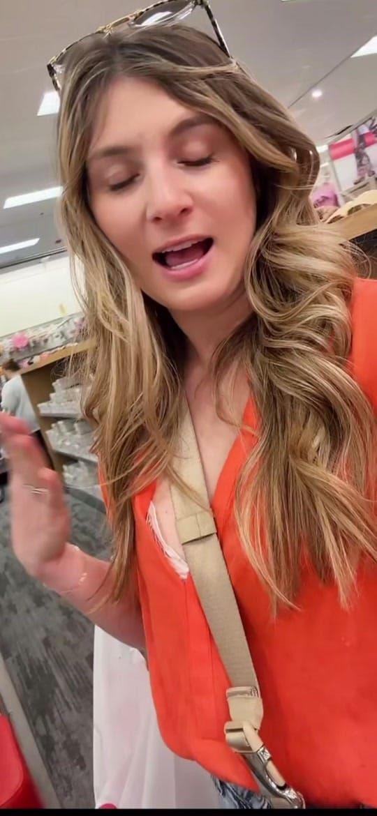 Post 9 by Anna Dani Brooks | style + diy on TikTok (video)