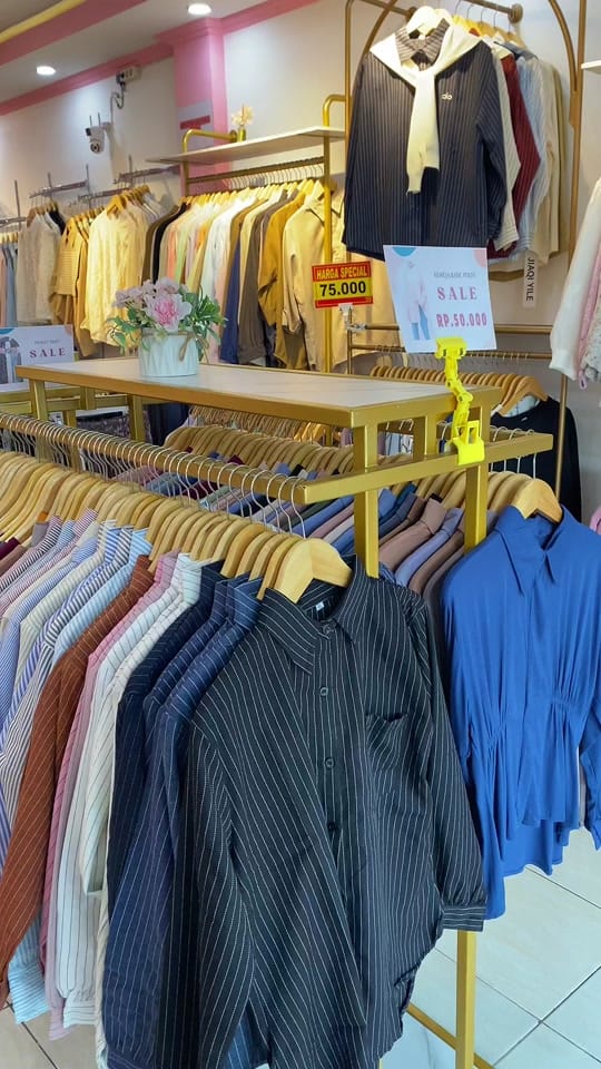 Post 5 by TIKA COLLECTION.ID on TikTok (video)