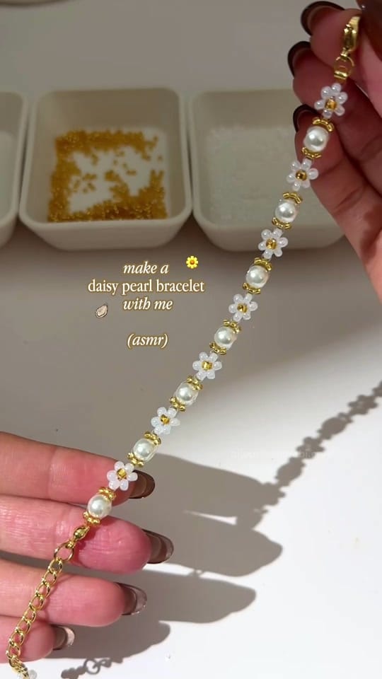 Post 1 by Bijoux Komorebi on TikTok (video)
