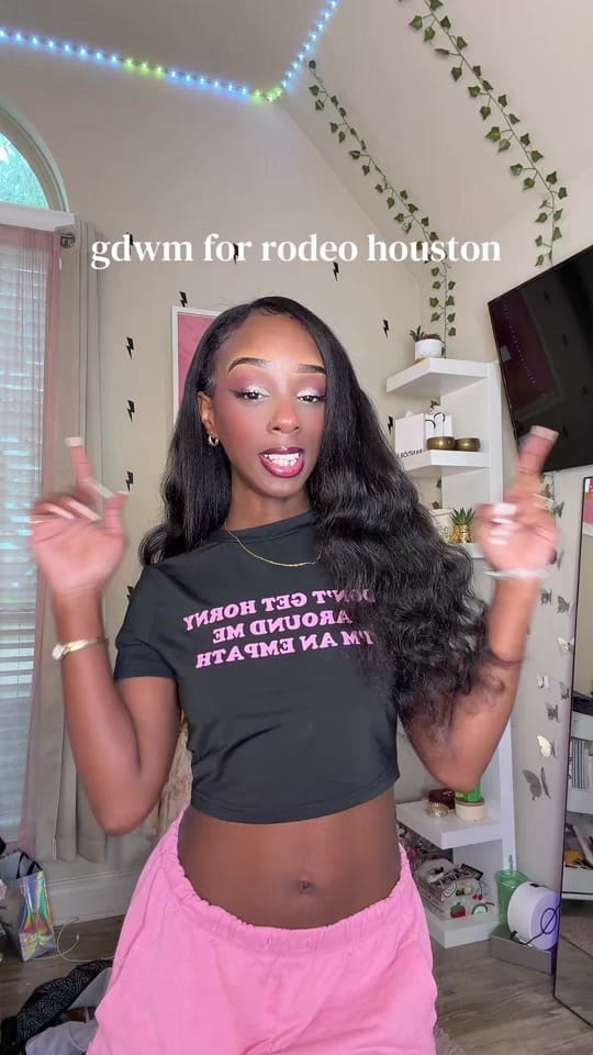 Post 2 by kaylaasbeauty on TikTok (video)