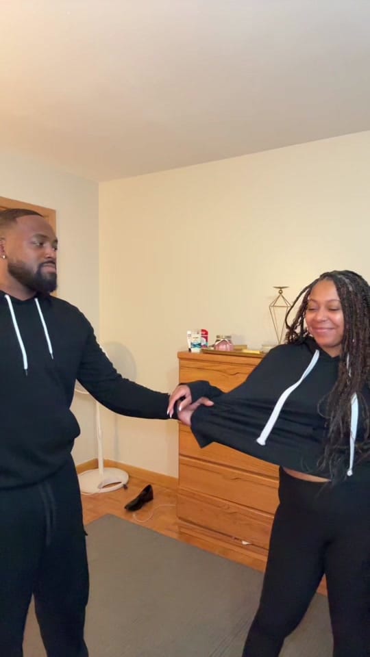Post 6 by Jeremy & Ciara on TikTok (video)