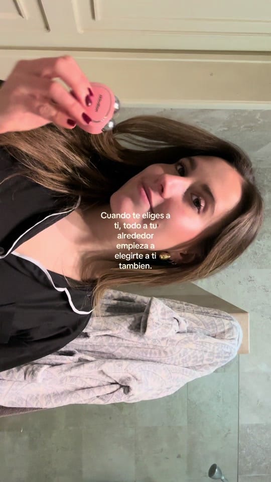 Post 4 by skindion on TikTok (video)