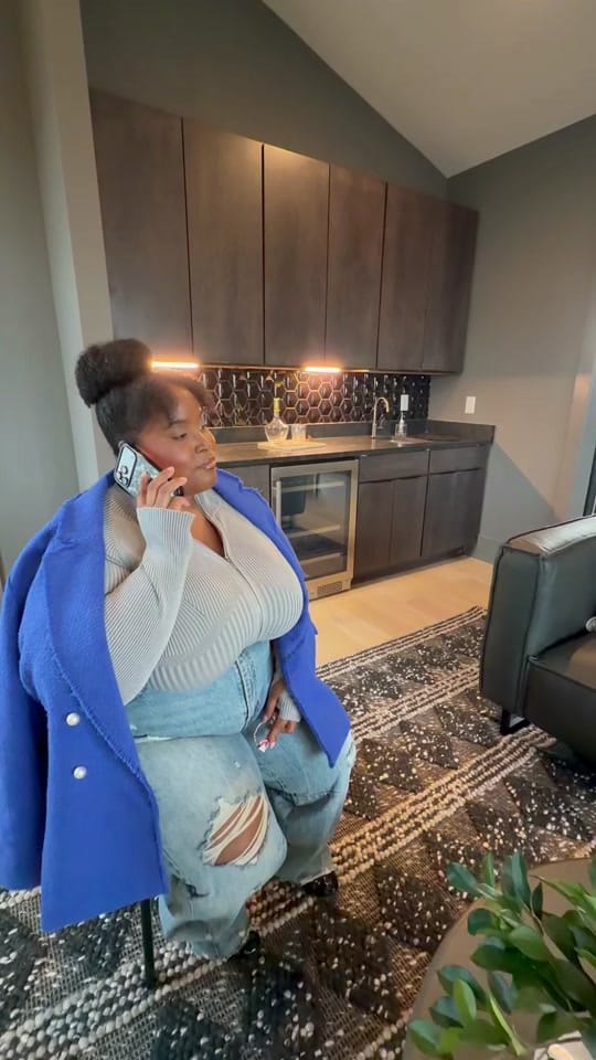 Post 7 by Nora Harris on TikTok (video)