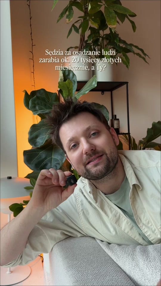 Post 3 by Rafał Chobot on TikTok (video)