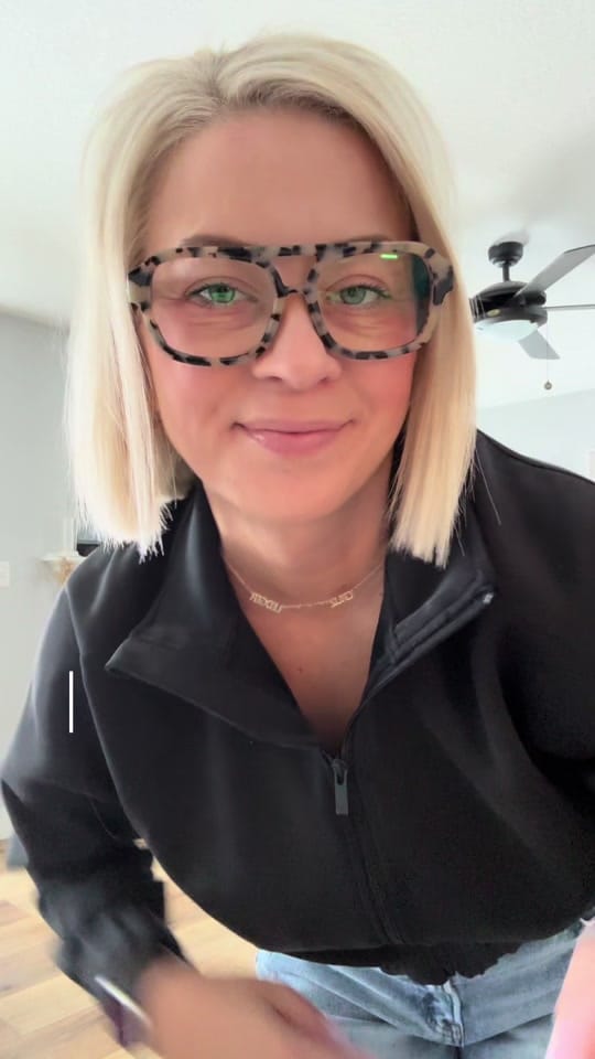 Post 2 by A M A N D A ⚡️ on TikTok (video)