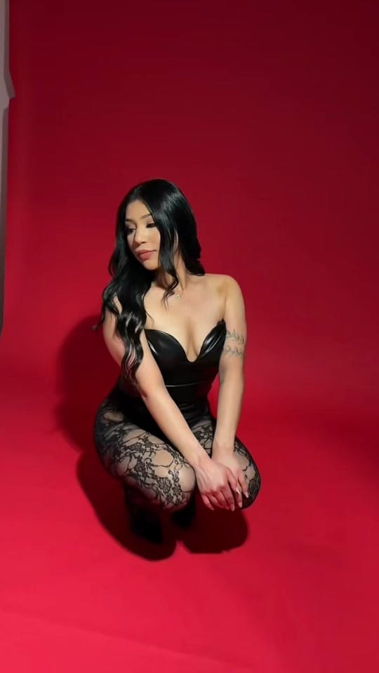 Post 2 by Samantha G. Photo on TikTok (video)