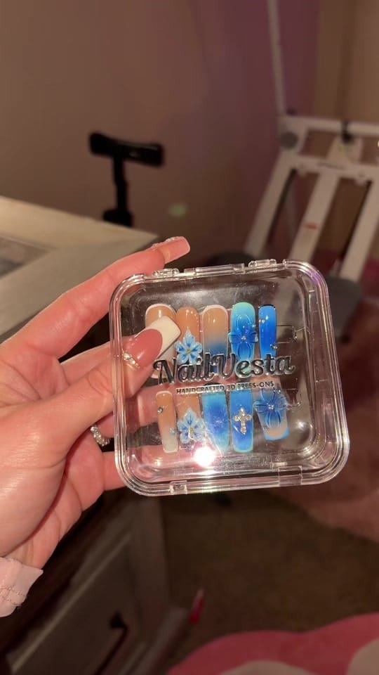 Post 7 by bella.boricuaa on TikTok (video)
