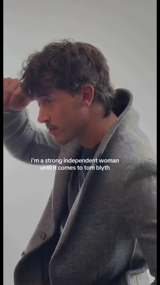 Post 8 by Mika on TikTok (video)