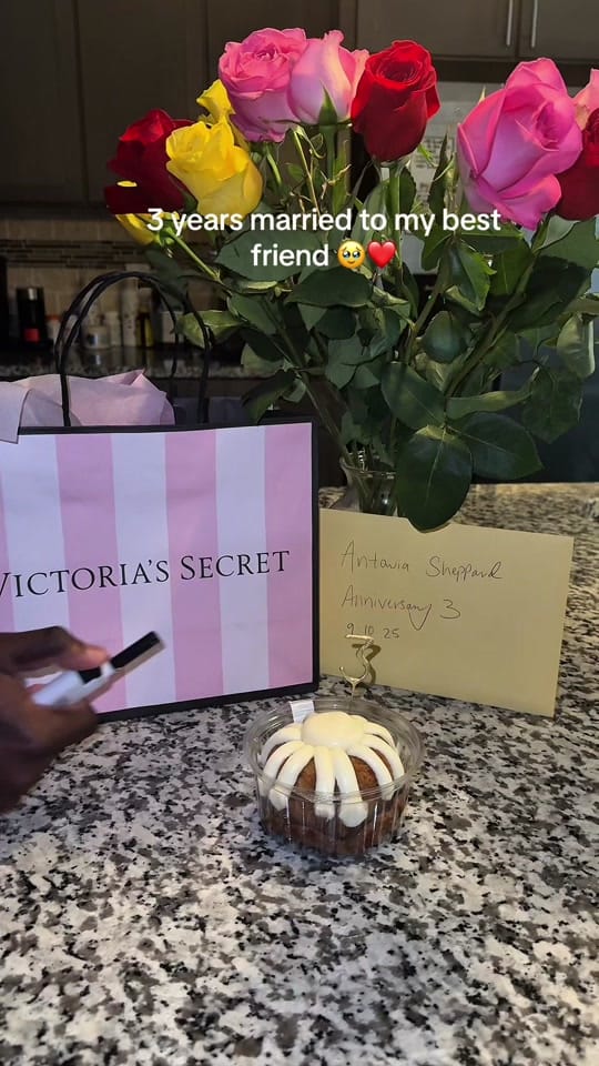 Post 3 by Lyn & Tav Sheppard on TikTok (video)