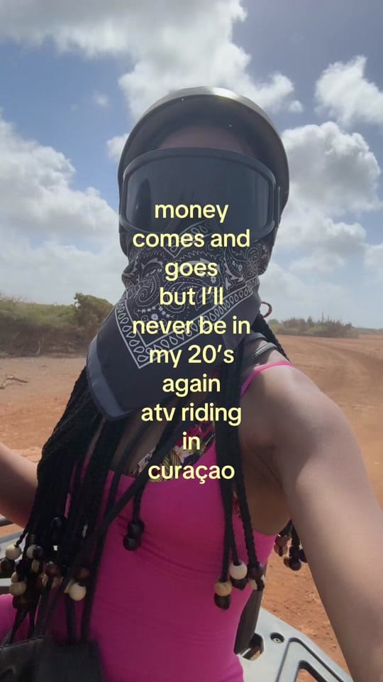 Post 6 by athalia 🎀📀⭐️🍭 on TikTok (video)