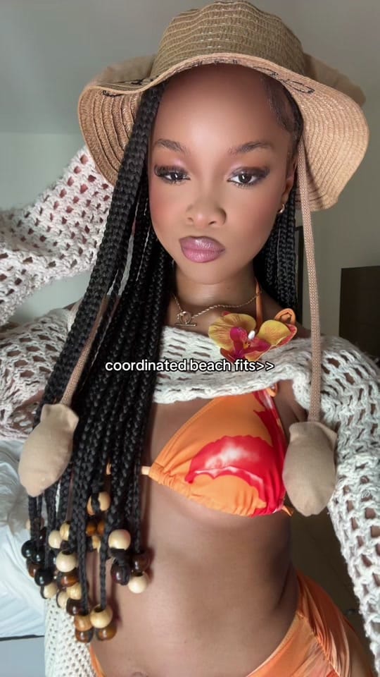 Post 4 by athalia 🎀📀⭐️🍭 on TikTok (video)