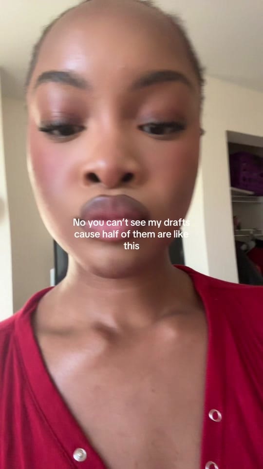 Post 1 by athalia 🎀📀⭐️🍭 on TikTok (video)