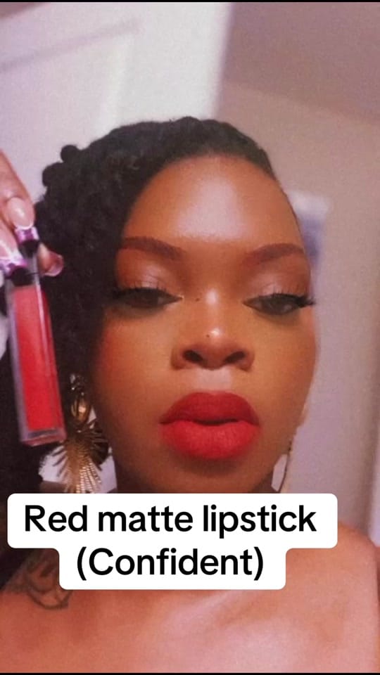 Post 3 by DiamonddollzKollectionz on TikTok (video)