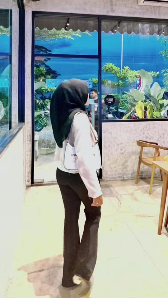 Post 4 by Aisyahamalia_03 on TikTok (video)