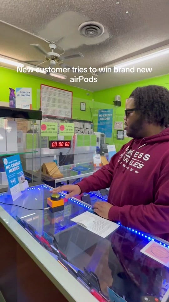 Post 7 by LV Wireless repairs on TikTok (video)