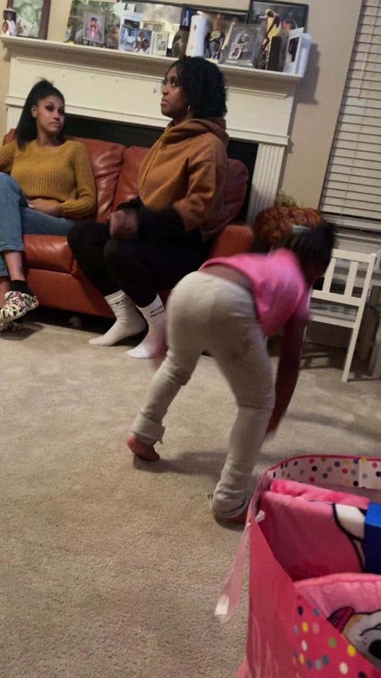 Post 8 by Manda Manda on TikTok (video)