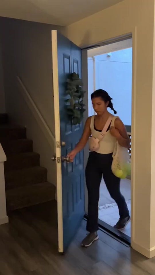 Post 10 by Sarina Carmela on TikTok (video)