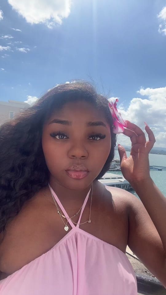 Post 1 by SABREA🫧💕🩰 on TikTok (video)