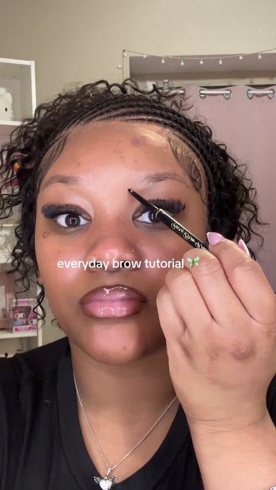 Post 3 by Fairy Brow Mother 🧚🏽💗 on TikTok (video)