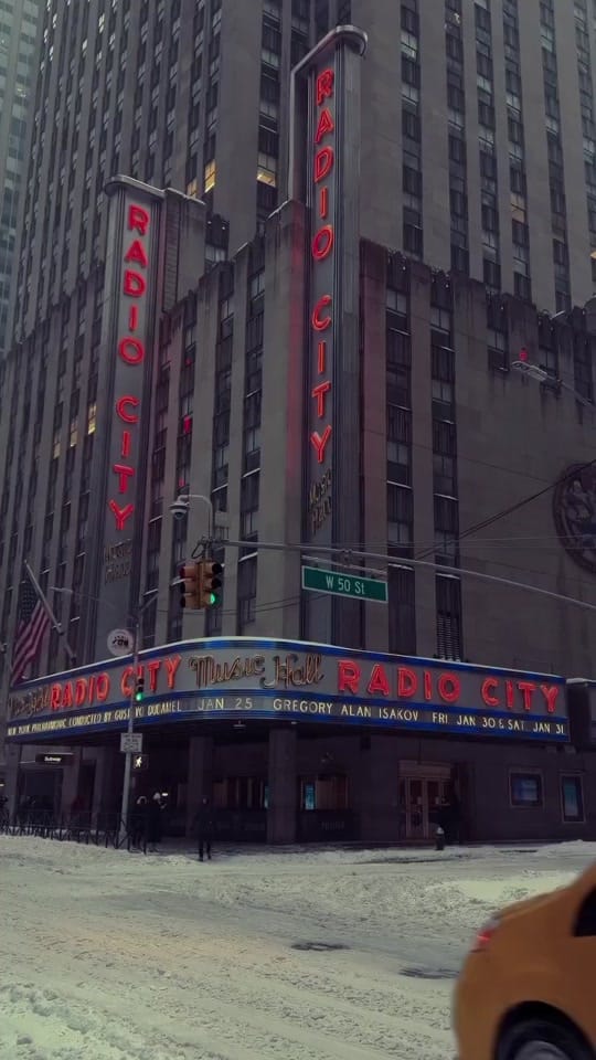 Post 3 by NYC.BR  on TikTok (video)