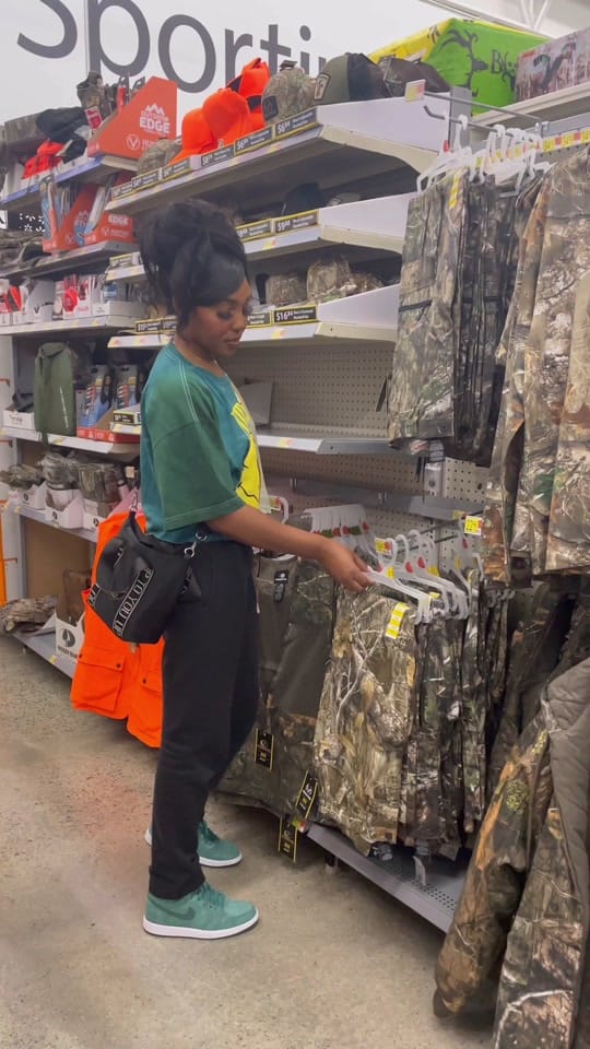 Post 8 by Lachelle Trends on TikTok (video)