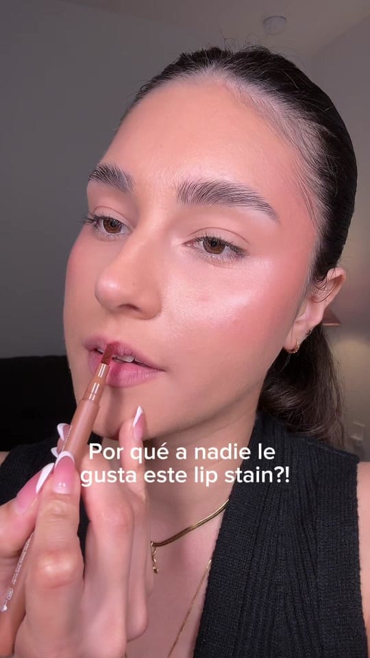 Post 2 by Ivanna Bolek on TikTok (video)