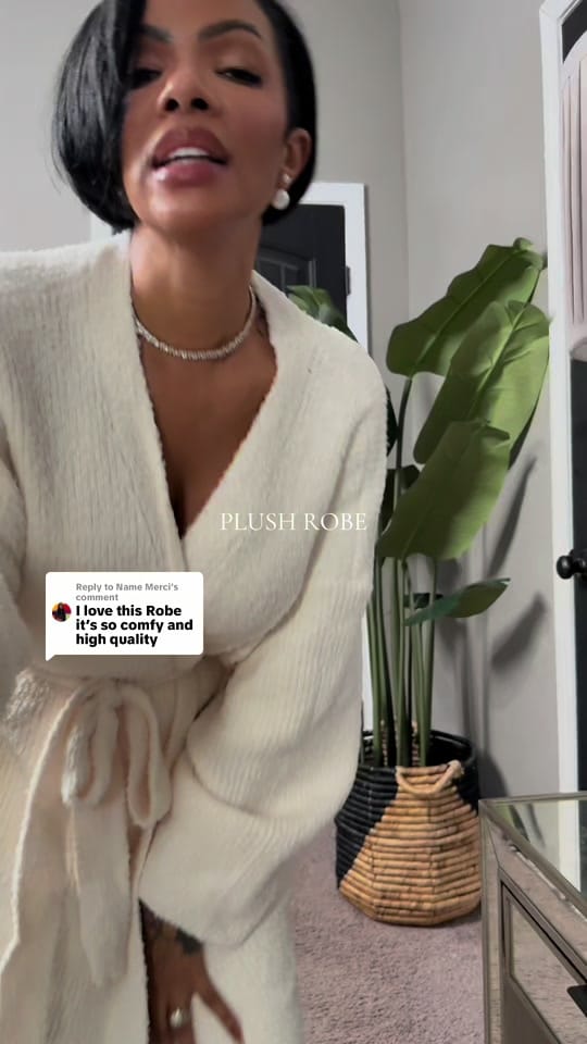 Post 8 by Samantha Abraham on TikTok (video)