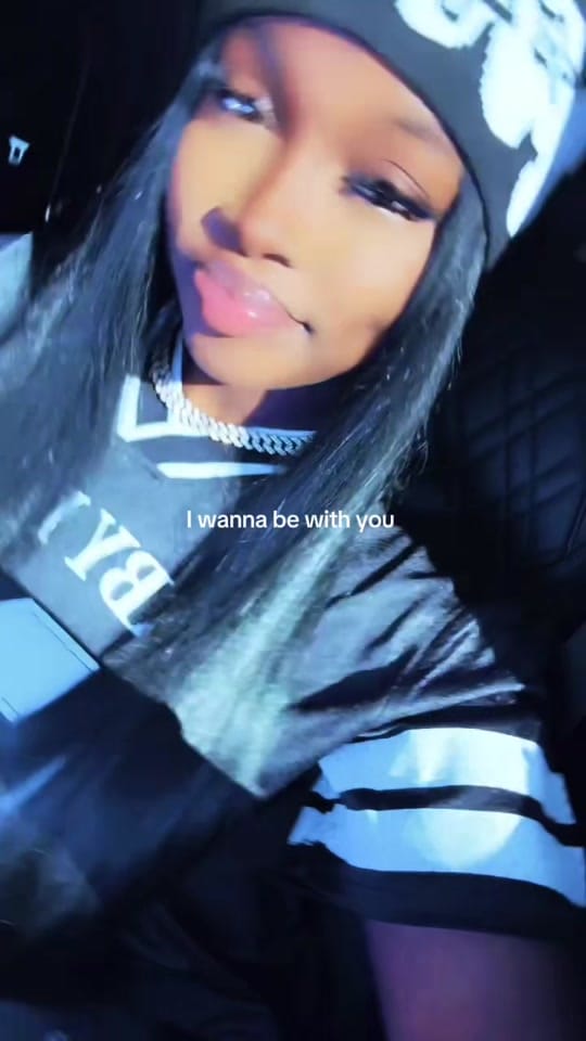 Post 2 by Nidabakes on TikTok (video)