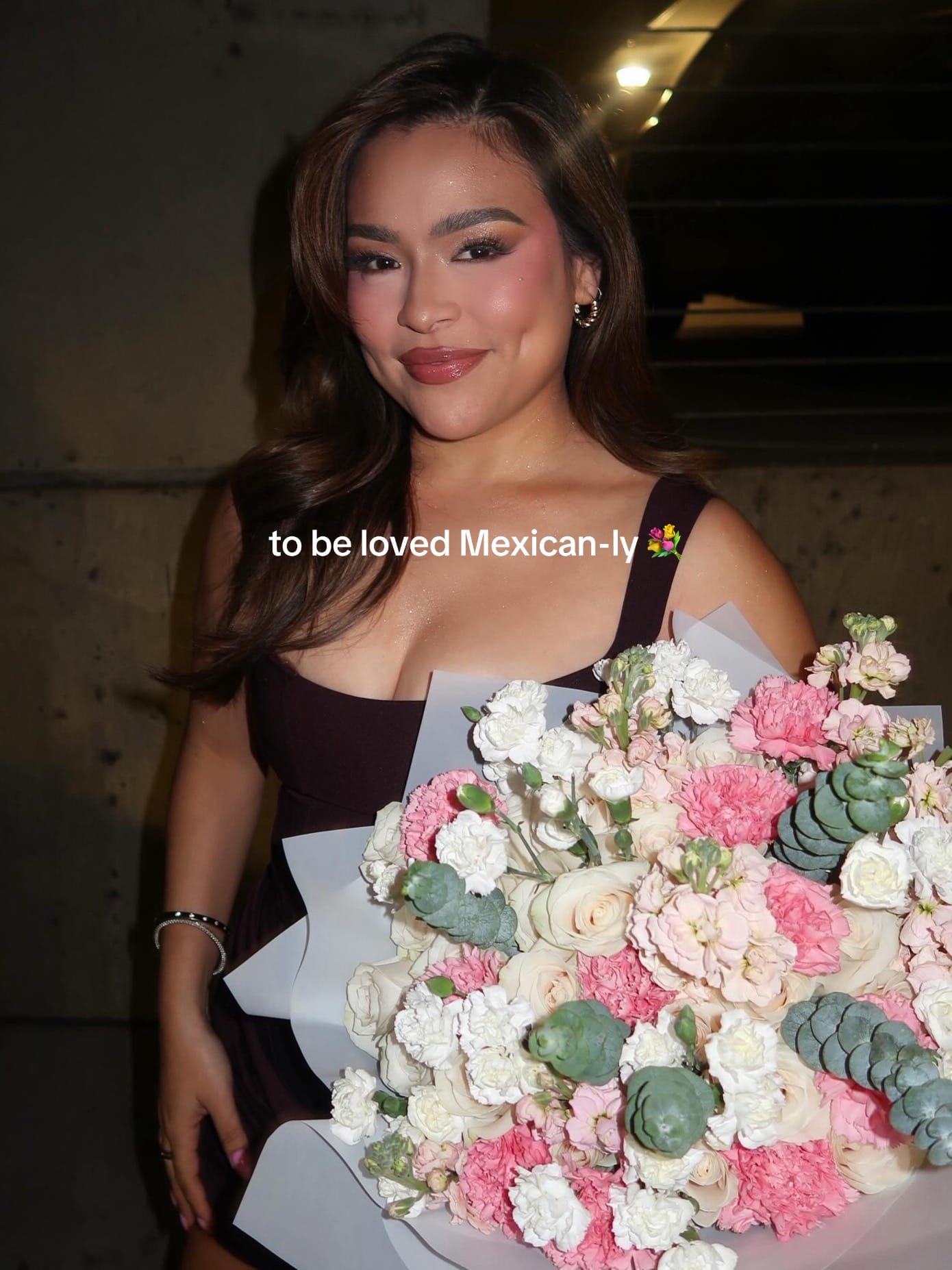 Post 10 by Monica Rubi on TikTok (video)