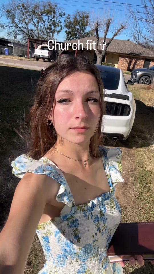 Post 3 by Lexi Serna† on TikTok (video)