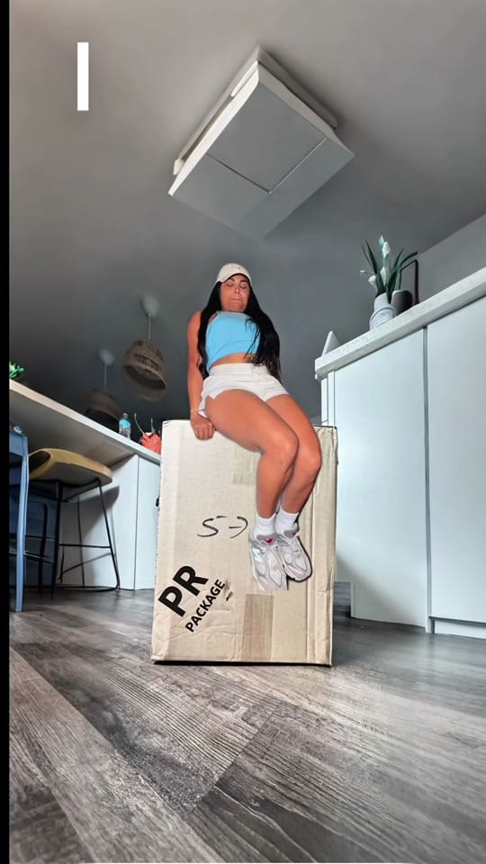 Post 3 by daisywalkerugc on TikTok (video)
