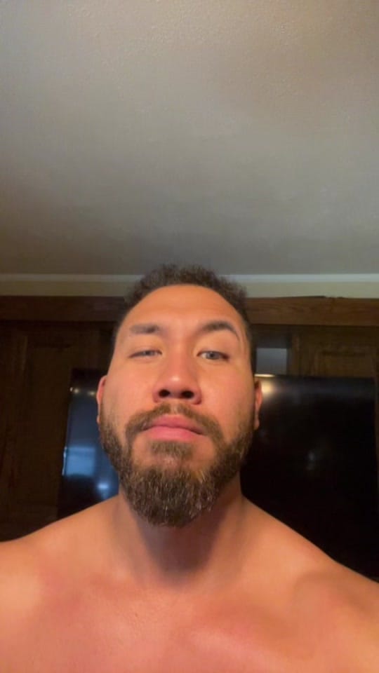 Post 1 by Max Kim on TikTok (video)