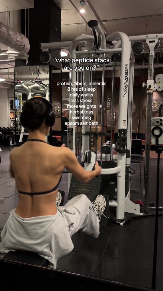 Post 3 by Mishka Dii on TikTok (video)