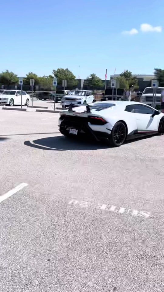 Post 7 by Armando Villarreal on TikTok (video)