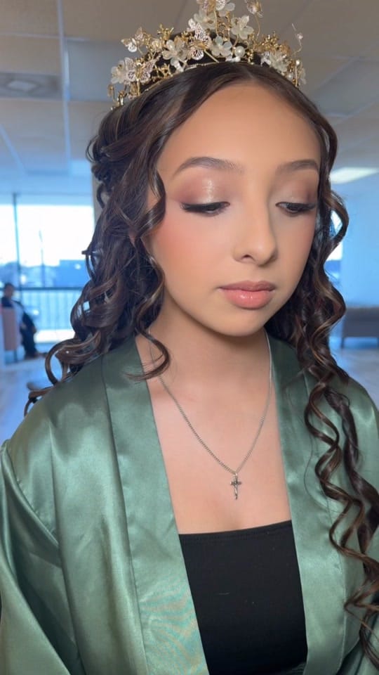 Post 7 by MakeupbyCrisLpz on TikTok (video)