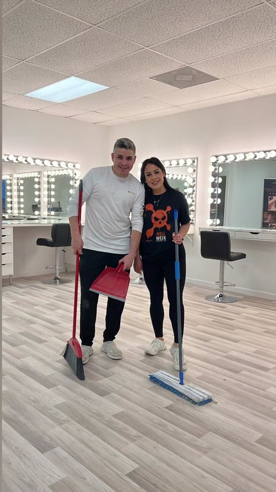 Post 9 by MakeupbyCrisLpz on TikTok (video)