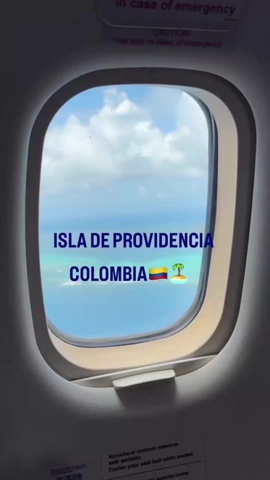Post 2 by Admira El Mundo on TikTok (video)
