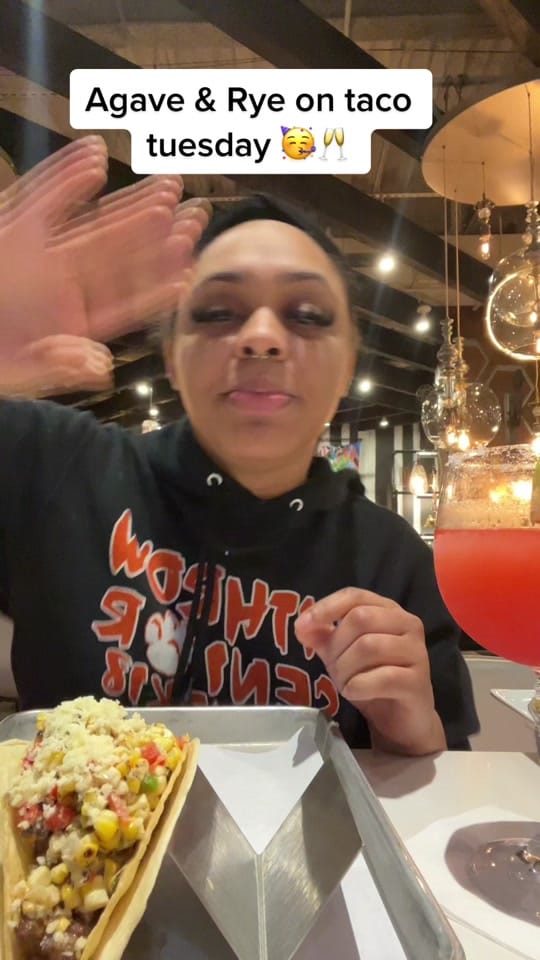 Post 7 by Nae on TikTok (video)