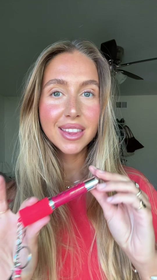 Post 4 by Cait Regan on TikTok (video)