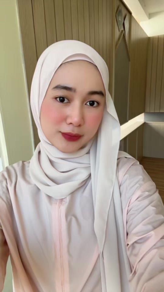 Post 6 by AmuraOfficial on TikTok (video)
