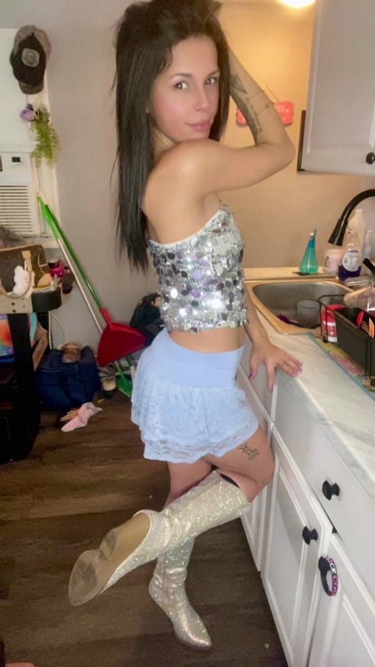 Post 2 by Amanda Keener on TikTok (video)