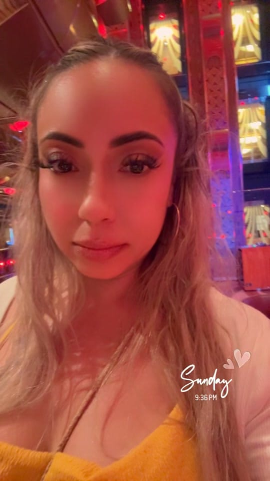 Post 2 by Desi on TikTok (video)
