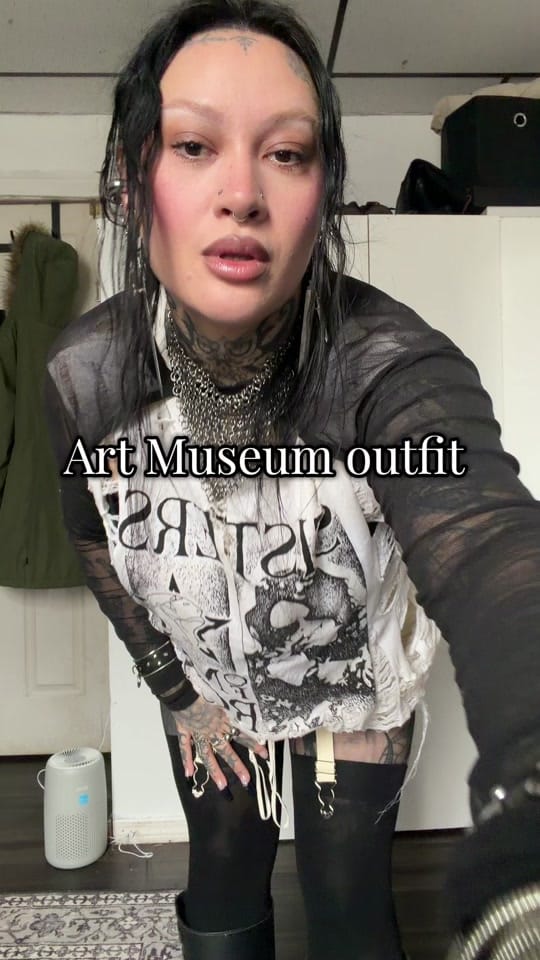 Post 5 by MessyLynne on TikTok (video)