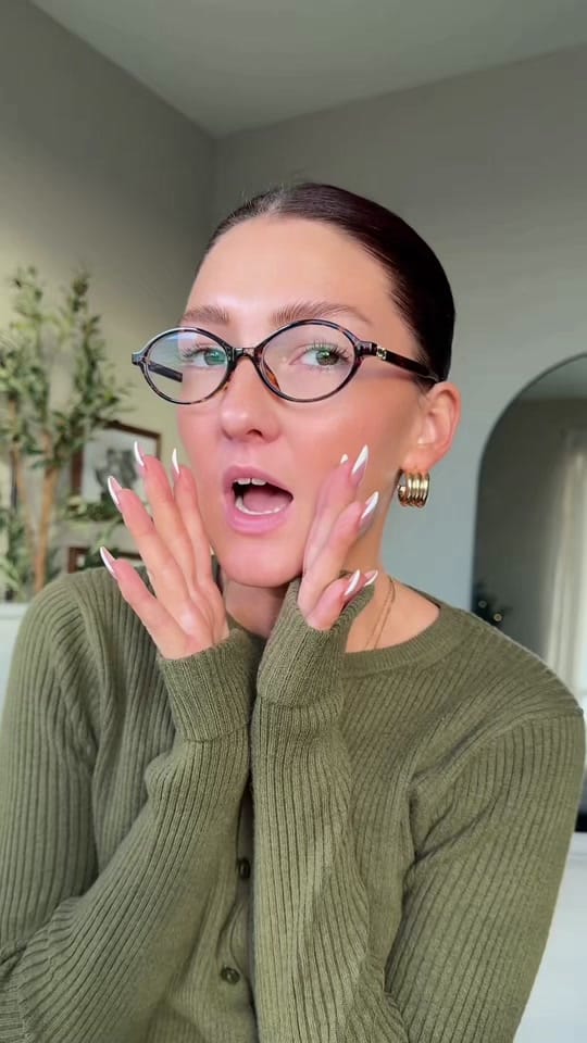 Post 8 by Isabella Torri on TikTok (video)