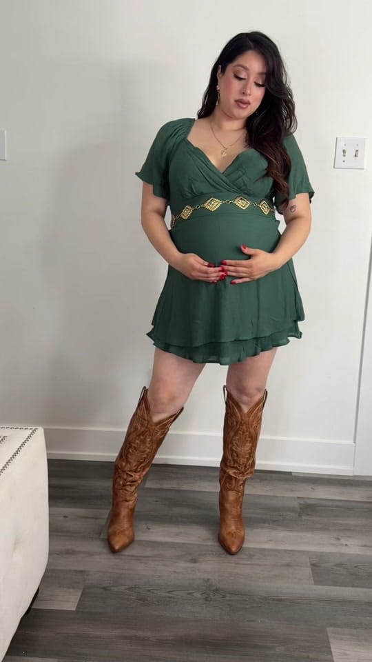 Post 10 by 𝐸𝓇𝒾𝒸𝒶.𝒴𝒶𝓈𝓂𝒾𝓃 💄💋 on TikTok (video)