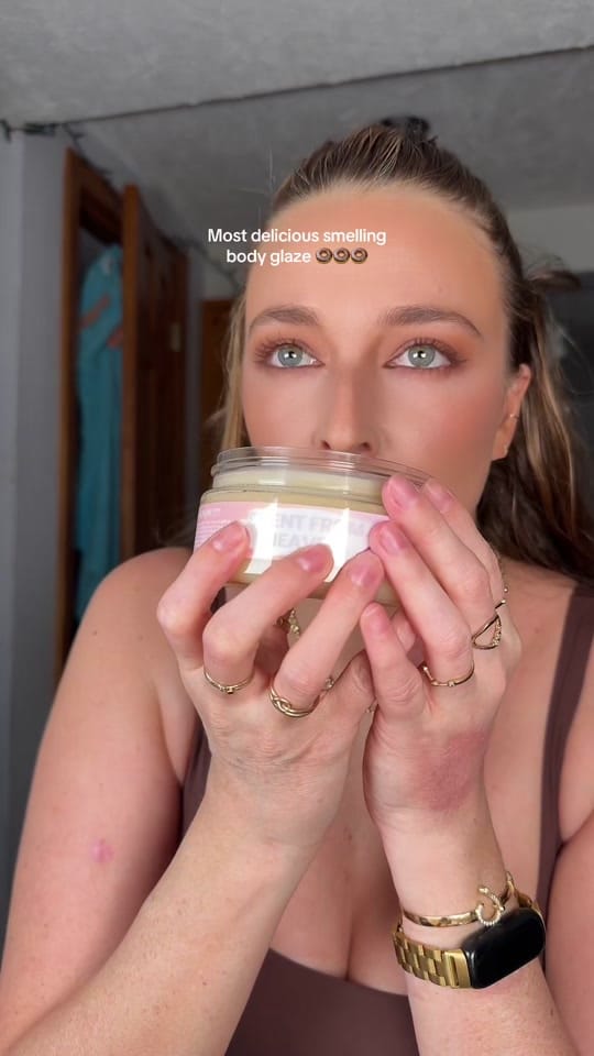 Post 10 by Kayla 🤍 on TikTok (video)