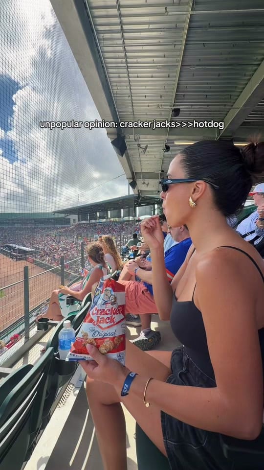 Post 6 by Rebecca Martinez on TikTok (video)