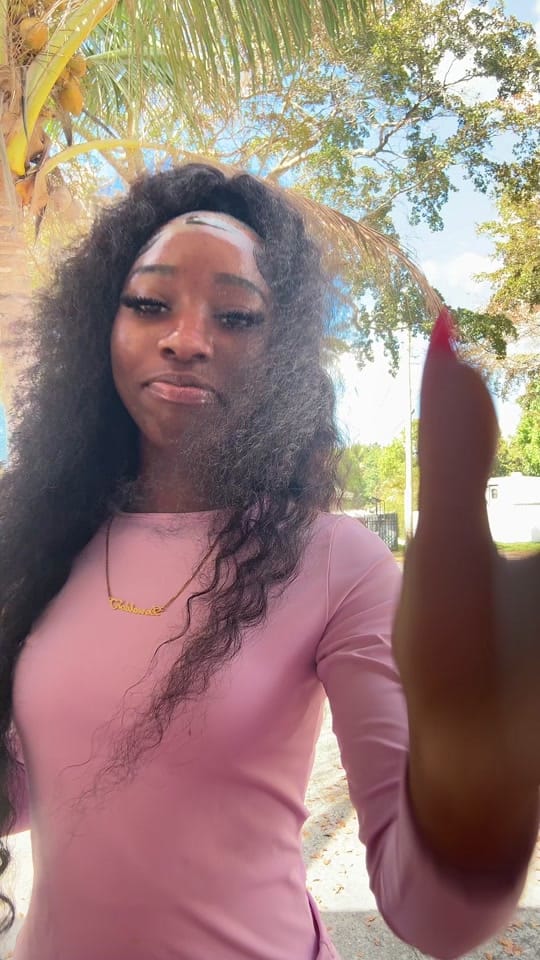 Post 10 by liaa🎀 . on TikTok (video)