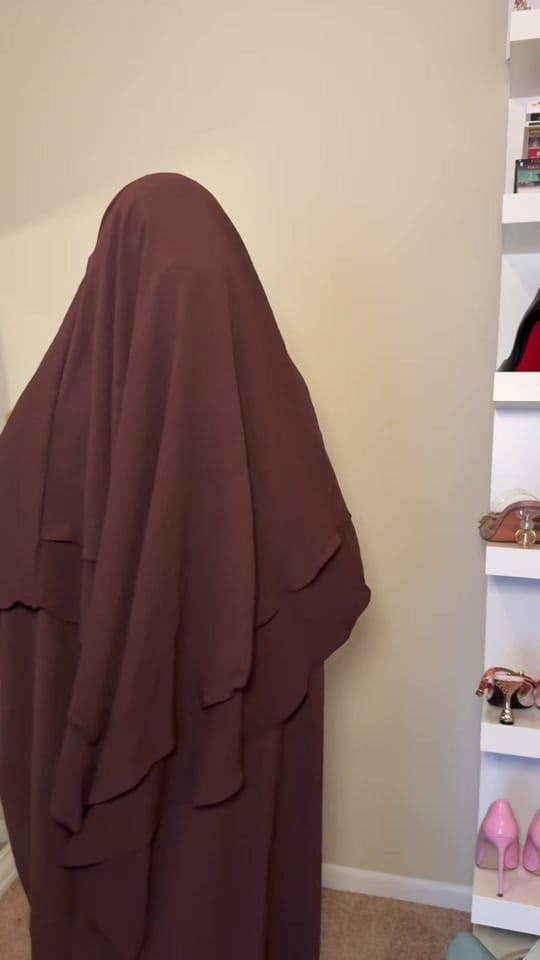 Post 1 by Kani on TikTok (video)