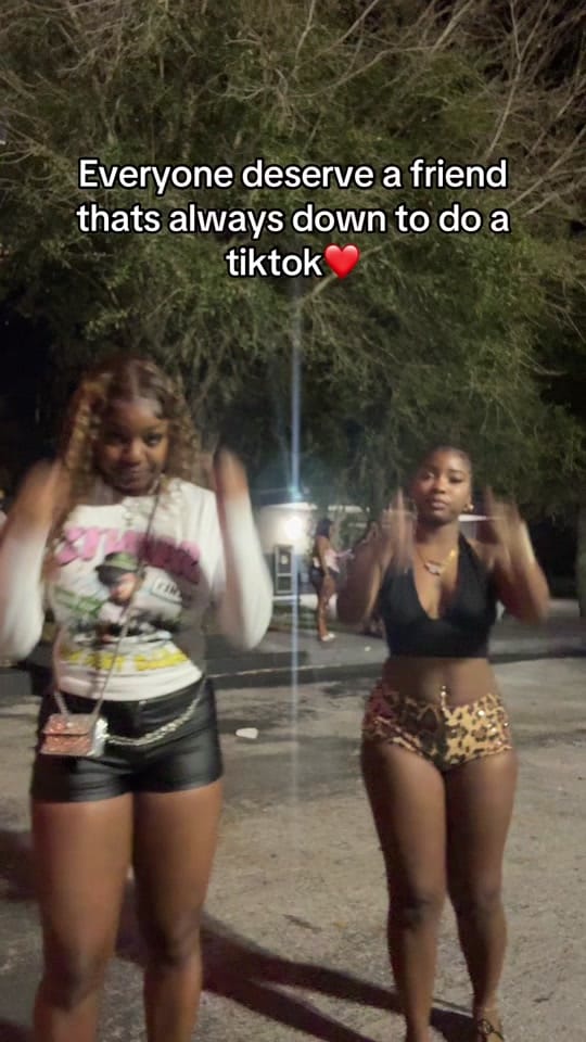 Post 4 by ⚡️🍬Official.Brii🍬⚡️ on TikTok (video)